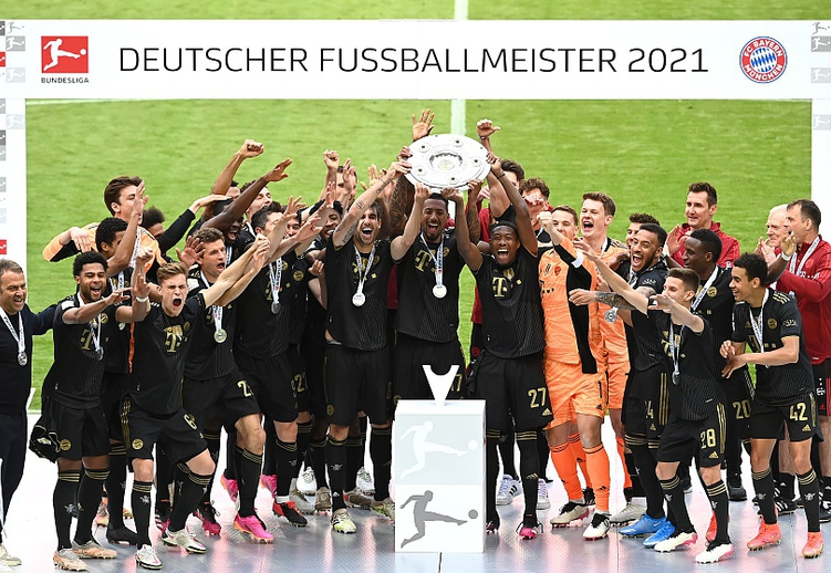  拜仁慕尼黑客场逆转击败莱比锡红牛  