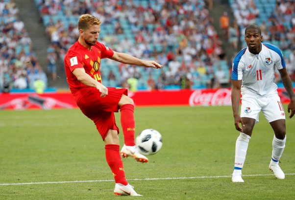  沃尔夫斯堡定位球战术奏效艰难逼平领头羊拜仁  